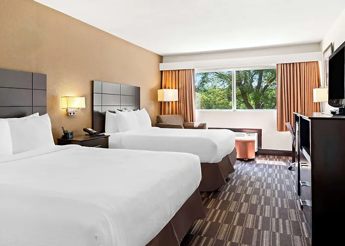 Hotel Western Gateway 3*
