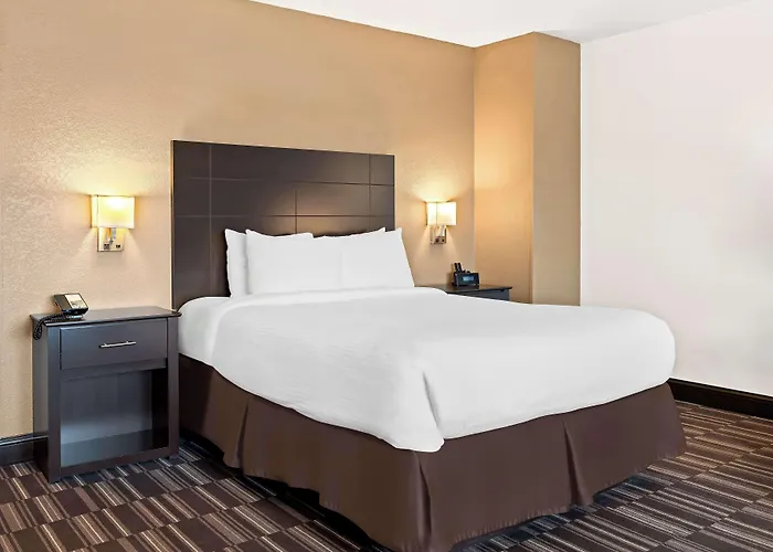 Hotel Western Gateway 3*