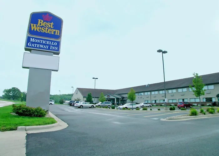 Western Gateway Hotel 3*