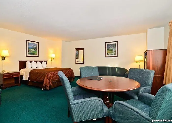Western Gateway Hotel